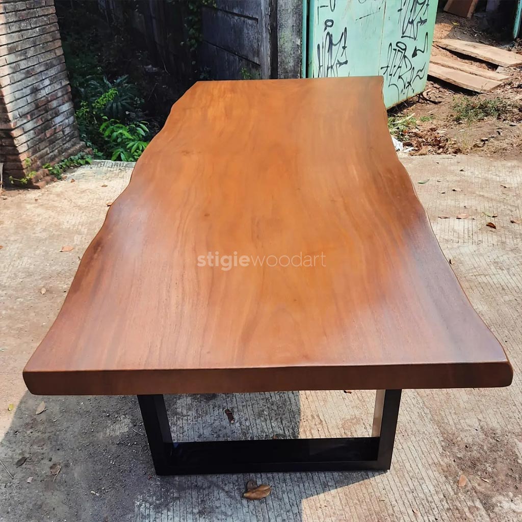 Meja Kayu Trembesi Solid Natural Edge - Gambar 2